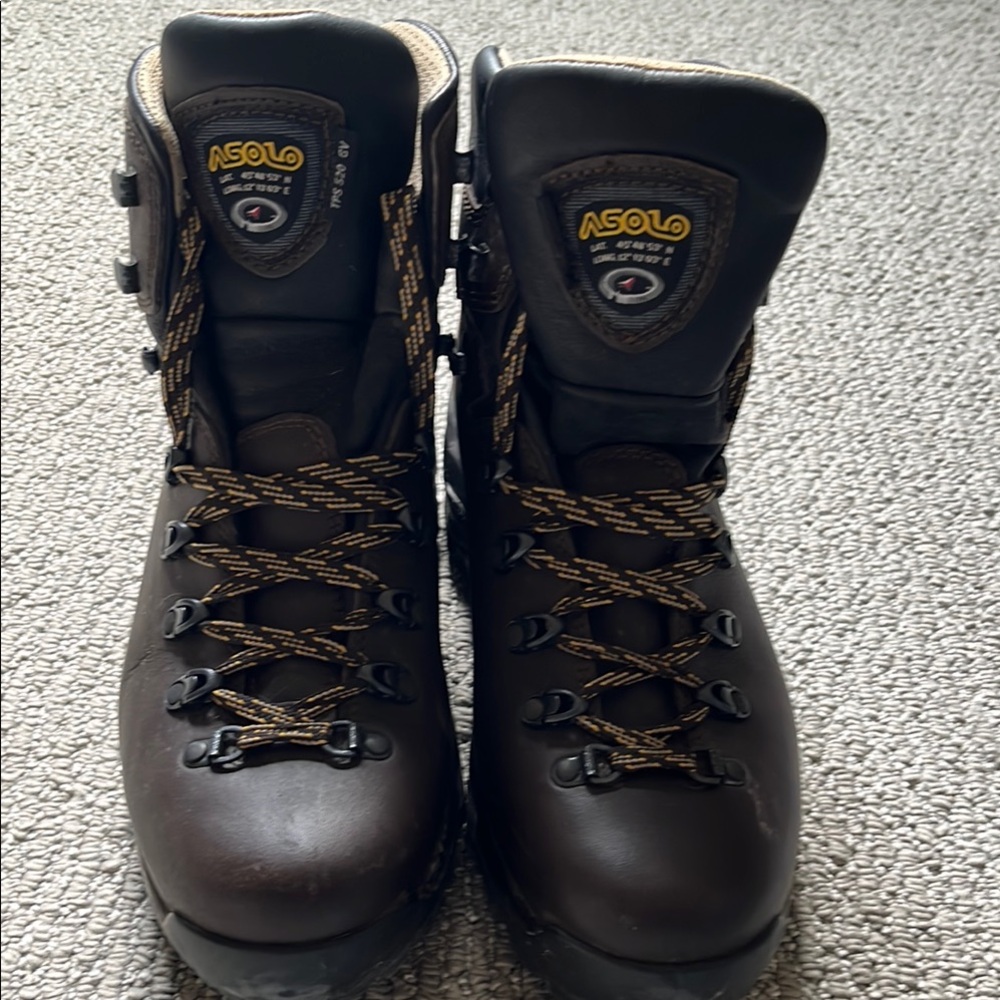 Asolo Brown Leather Backpacking Boots
